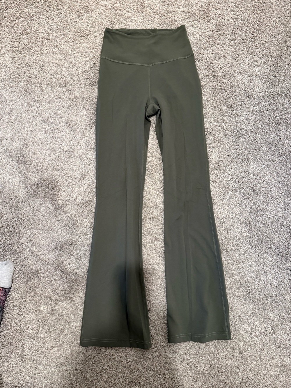 Lululemon Groove Nulu high rise flare pant size 4